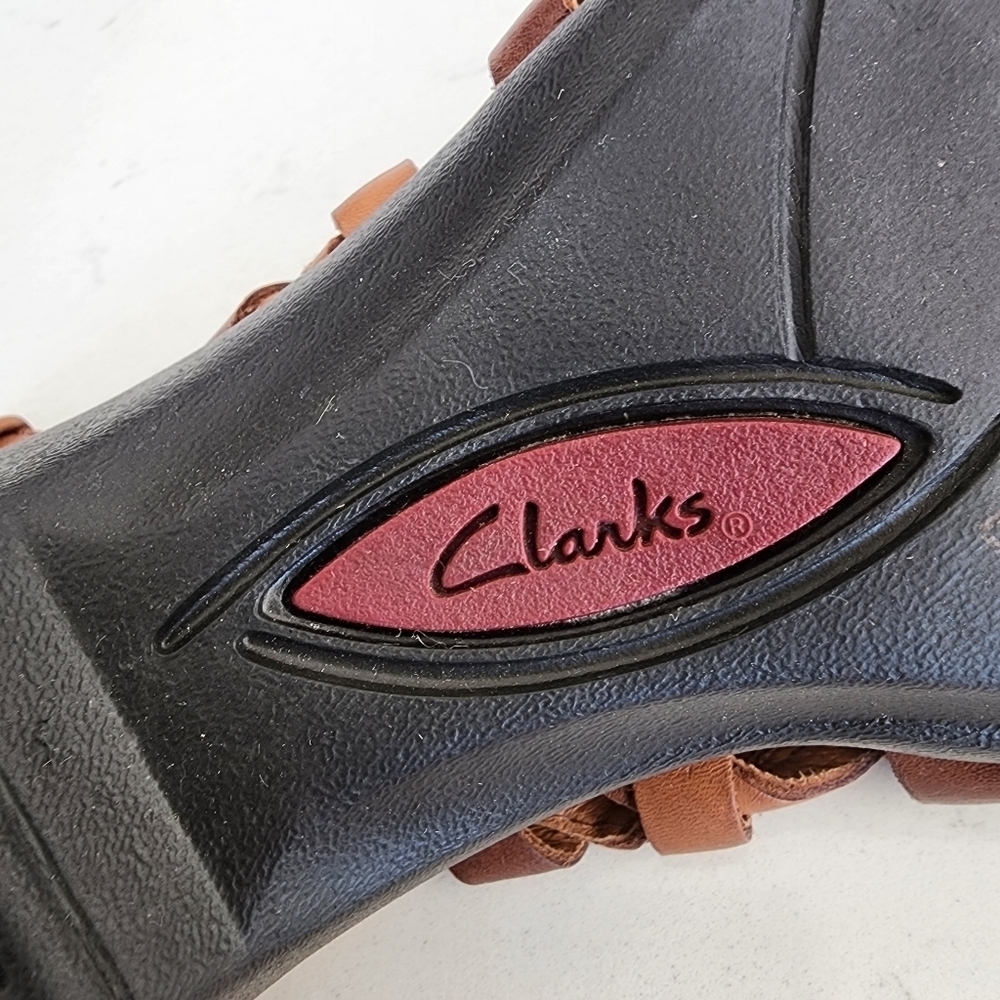 Clarks Artisan Two-Tone Brown Tan Leather Strappy Heel Sandal Size 9.5 MCS5955K - Picture 12 of 13